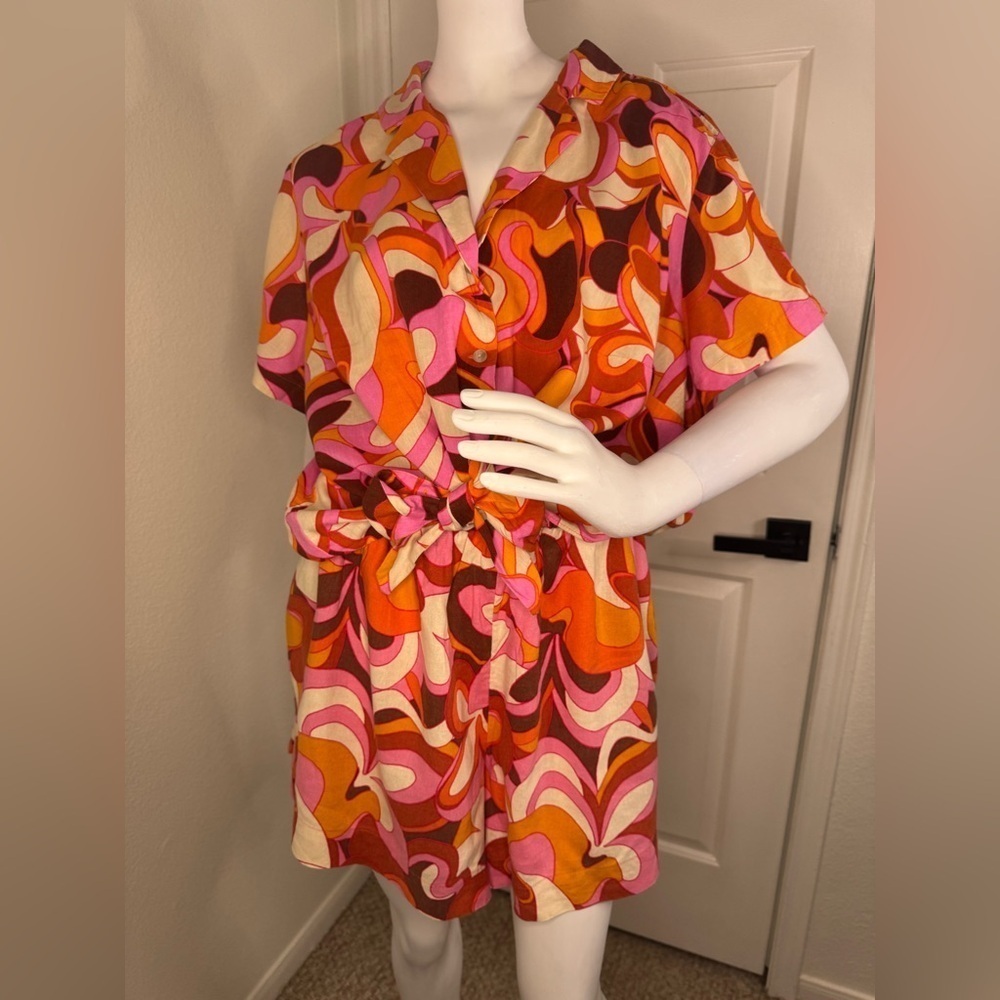 Ava & Viv Orange Red Resort Wear Set Of Shorts And Shirt Size 1X.